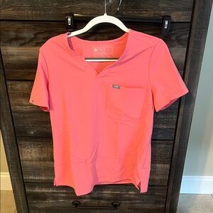 Figs Women's Short Sleeve Tee - Pink